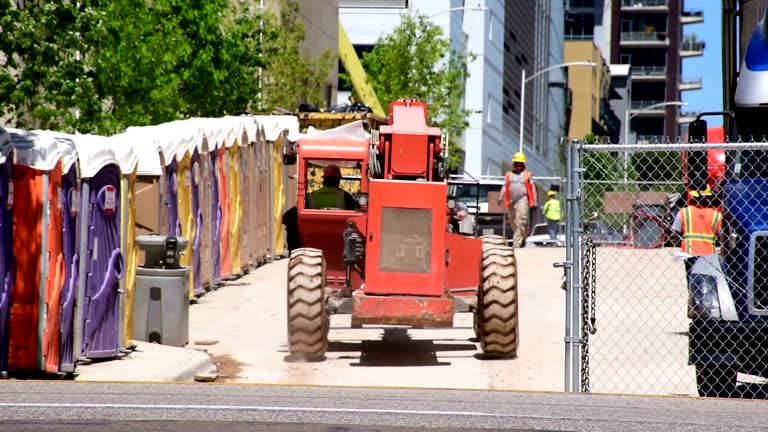 Best Standard Portable Toilet Rental  in Huntington Beach, CA